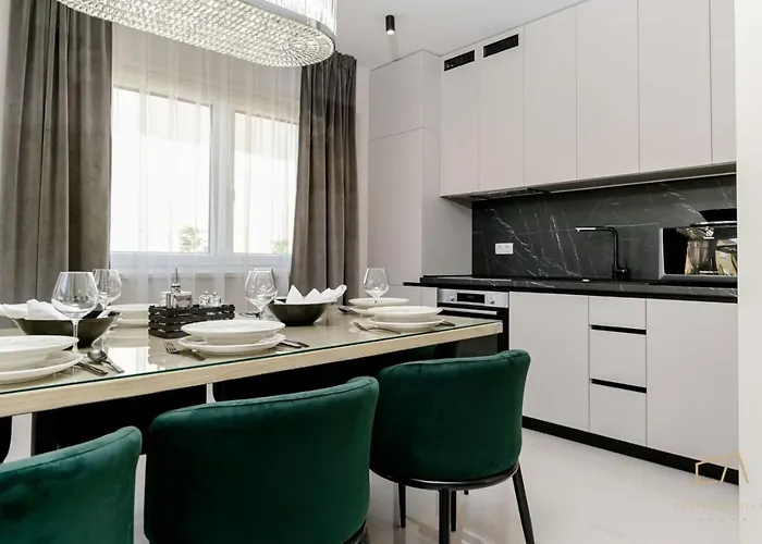 Luxury Metramaris2 *